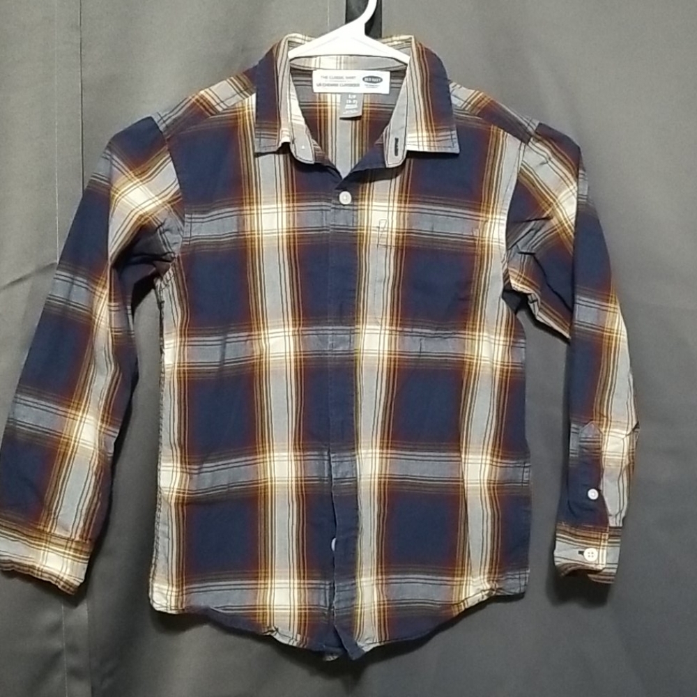 NWOT maroon, navy blue shirt